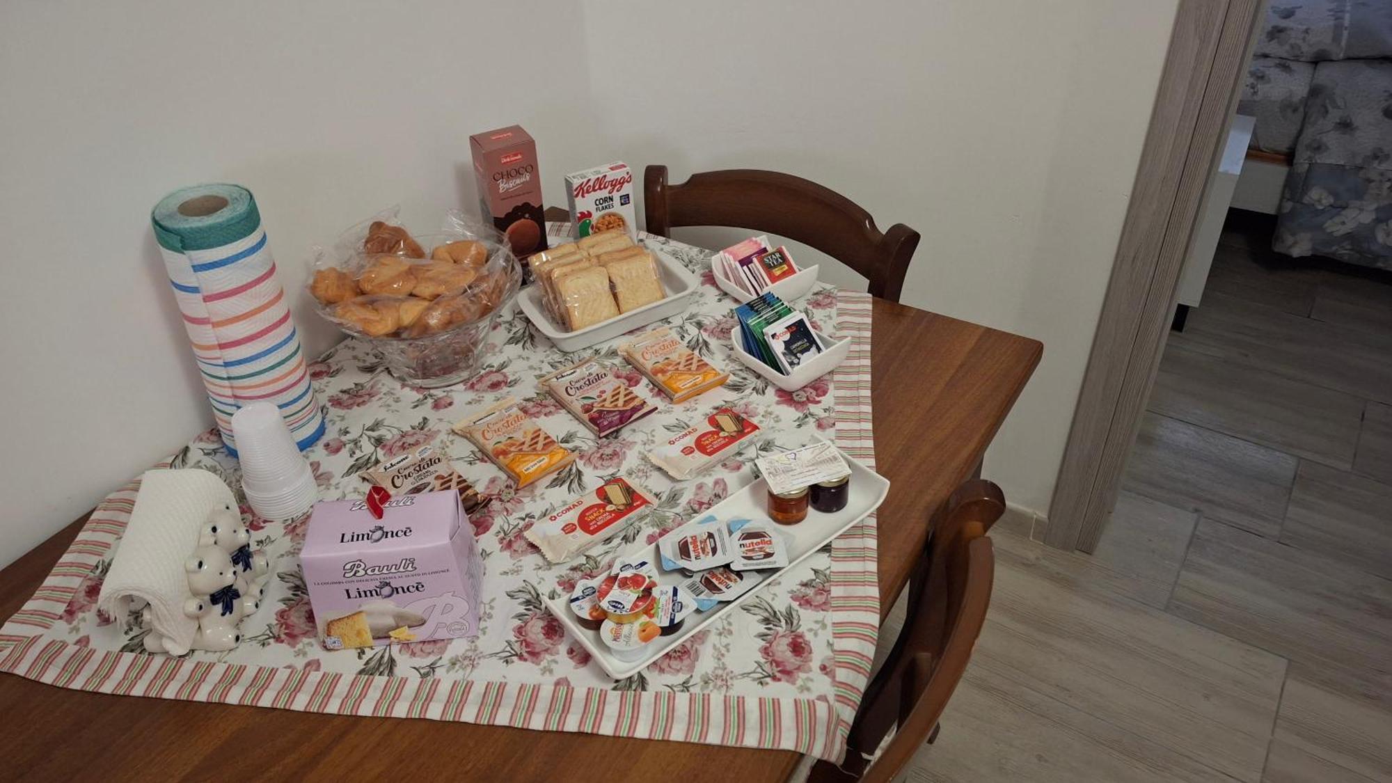 Pesa Apartment B&B Ascoli Piceno Esterno foto